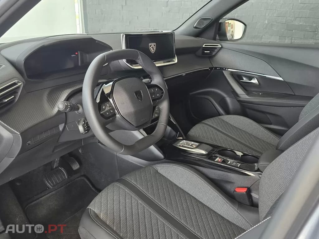 Peugeot E-2008 54 kWh Allure