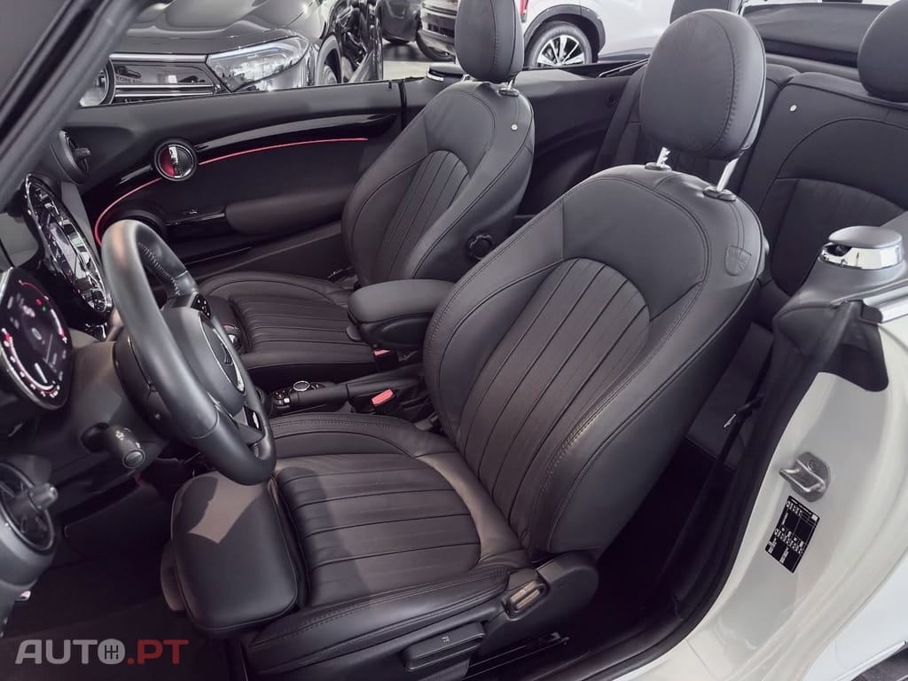 MINI Cabrio John Cooper Works Plus