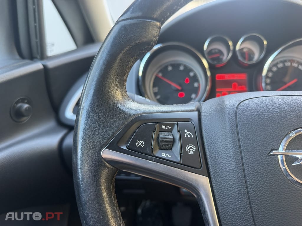 Opel Astra 1.6 CDTi