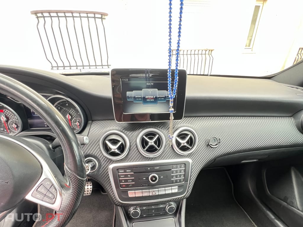 Mercedes-Benz 180 Mercedes-Benz A 180 A d CDi AMG Line Auto