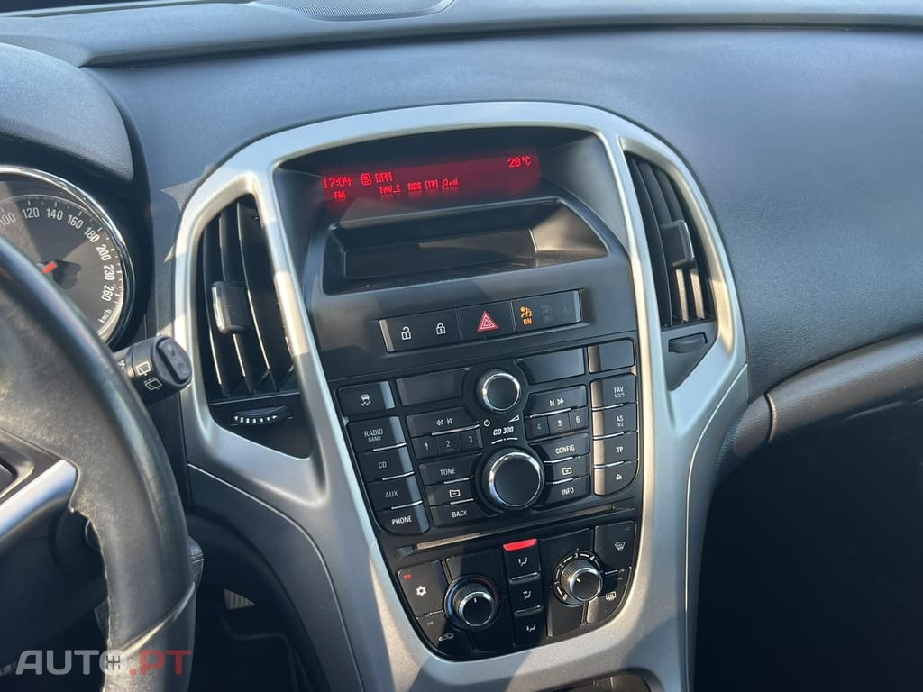 Opel Astra ENJOY