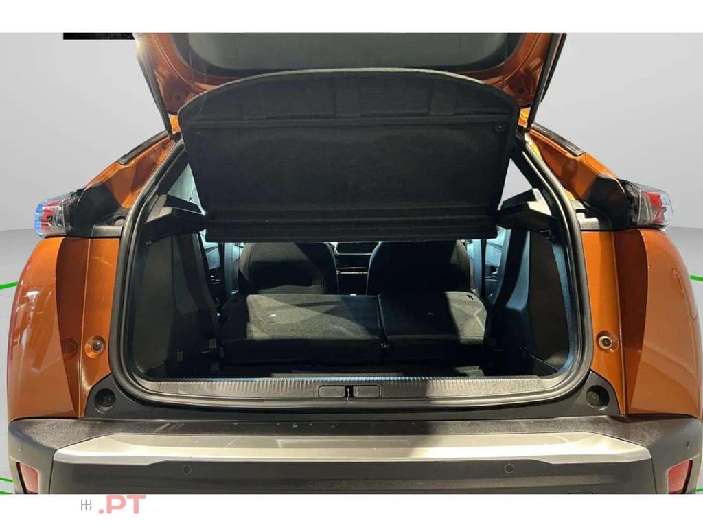 Peugeot E-2008 Active