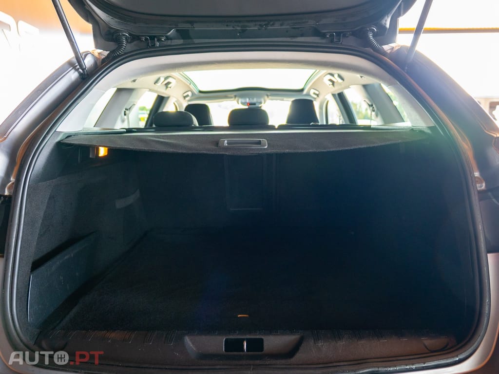 Peugeot 308 SW 1.6 BlueHDi Style