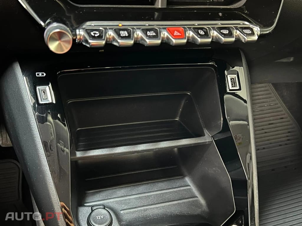 Peugeot 208 Active Versão Eléctrica