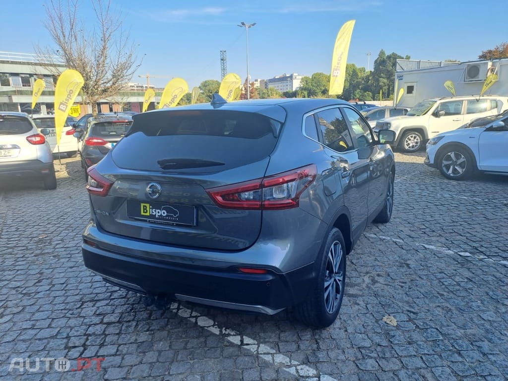 Nissan Qashqai 1.2 DIG-T Acenta Connect