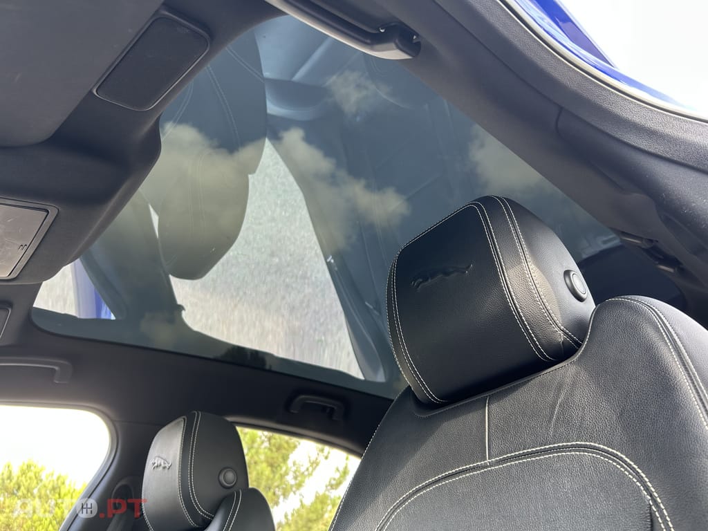 Jaguar I-Pace EV400 SE AWD Aut. (full extras)