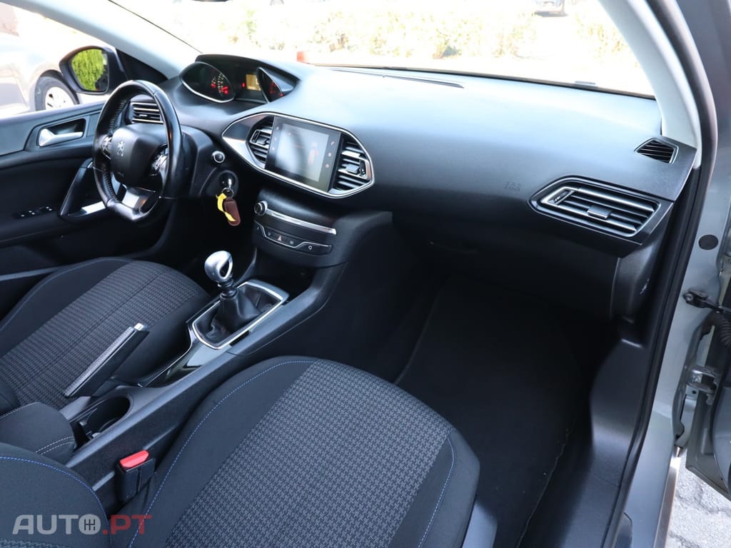 Peugeot 308 SW 1.2 PureTech Active