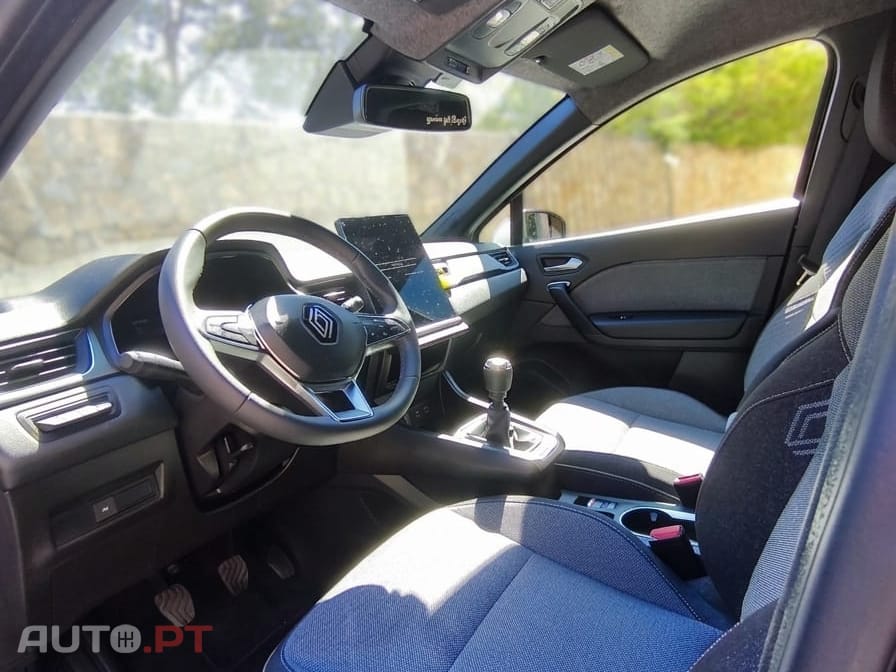 Renault Captur 1.0 TCe Techno Bi-Fuel