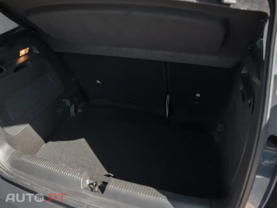 Opel Crossland 1.2 T Elegance