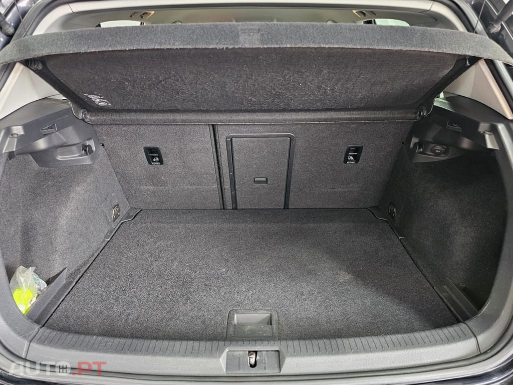 Volkswagen Golf 1.6 TDi Confortline