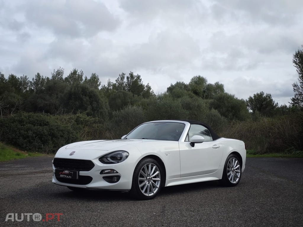 Fiat 124 Spider 1.4 MultiAir Turbo Lusso