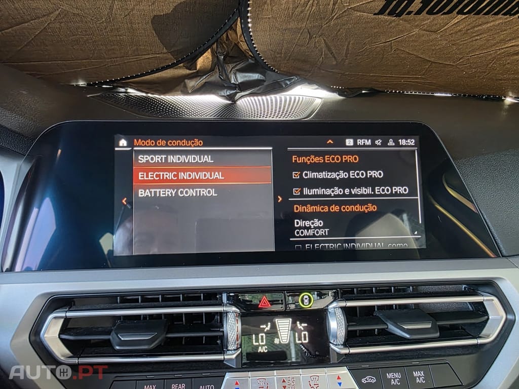 BMW 330 e Corporate Edition Auto — fotografia 22