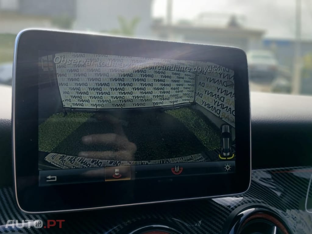 Mercedes-Benz CLA 45 AMG Performance