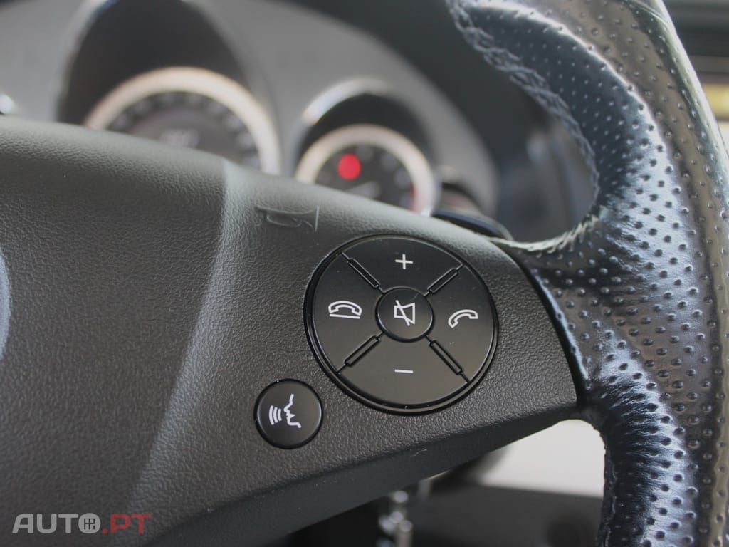 Mercedes-Benz E 250 CGi Avantgarde BlueEfficiency Auto