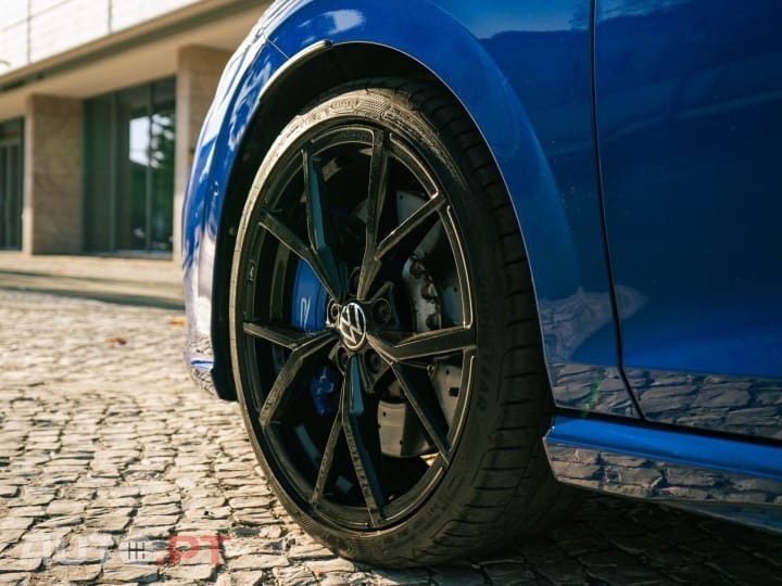 Volkswagen Golf 2.0 TSI R DSG