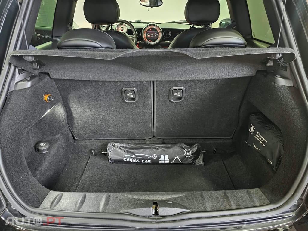 MINI Cooper S John Cooper Works