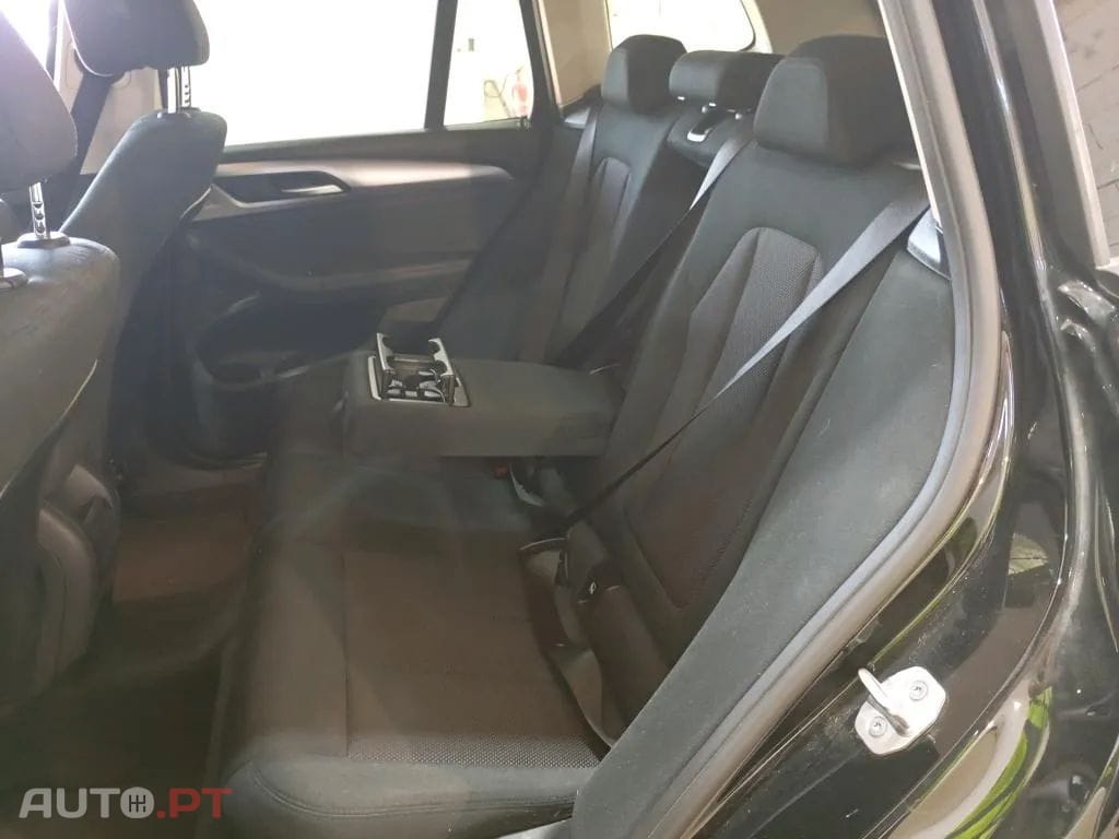 BMW X3 18 d sDrive Auto