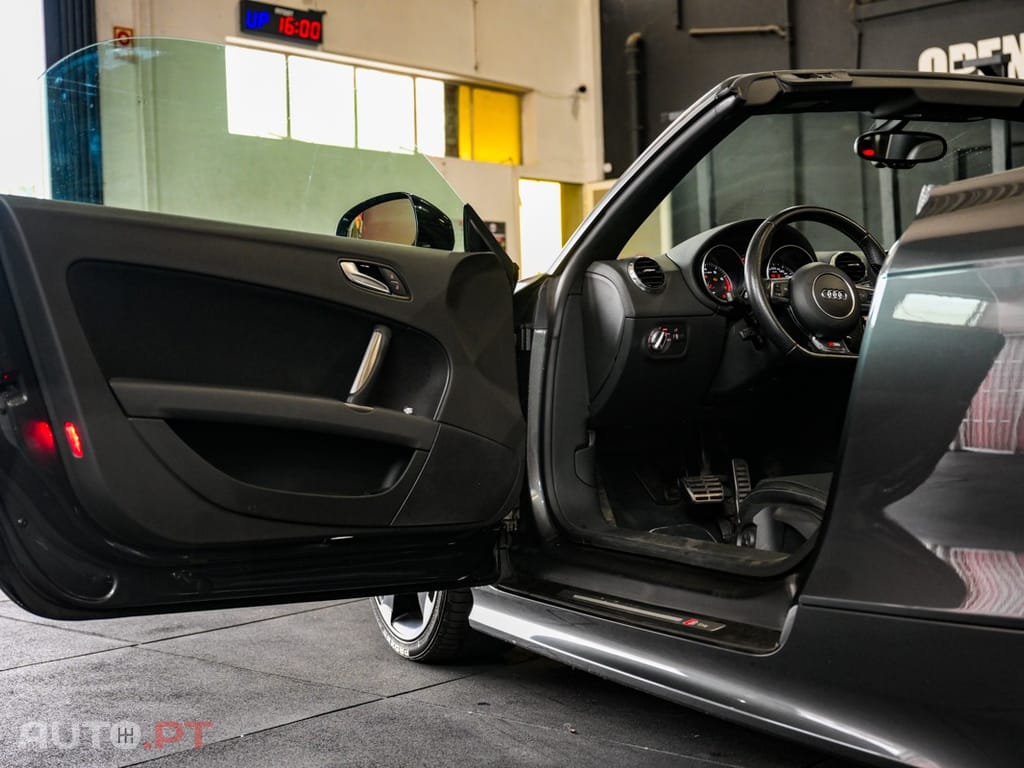 Audi TT 1.8 TFSi S-line S tronic