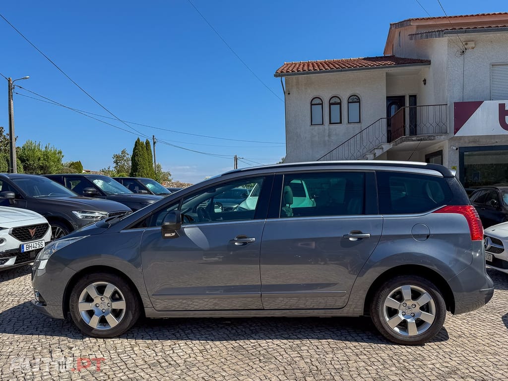Peugeot 5008 1.6 E-HDi 5L Allure CMP6