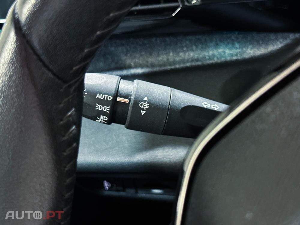 Peugeot 408 1.2 PureTech Allure Pack EAT8