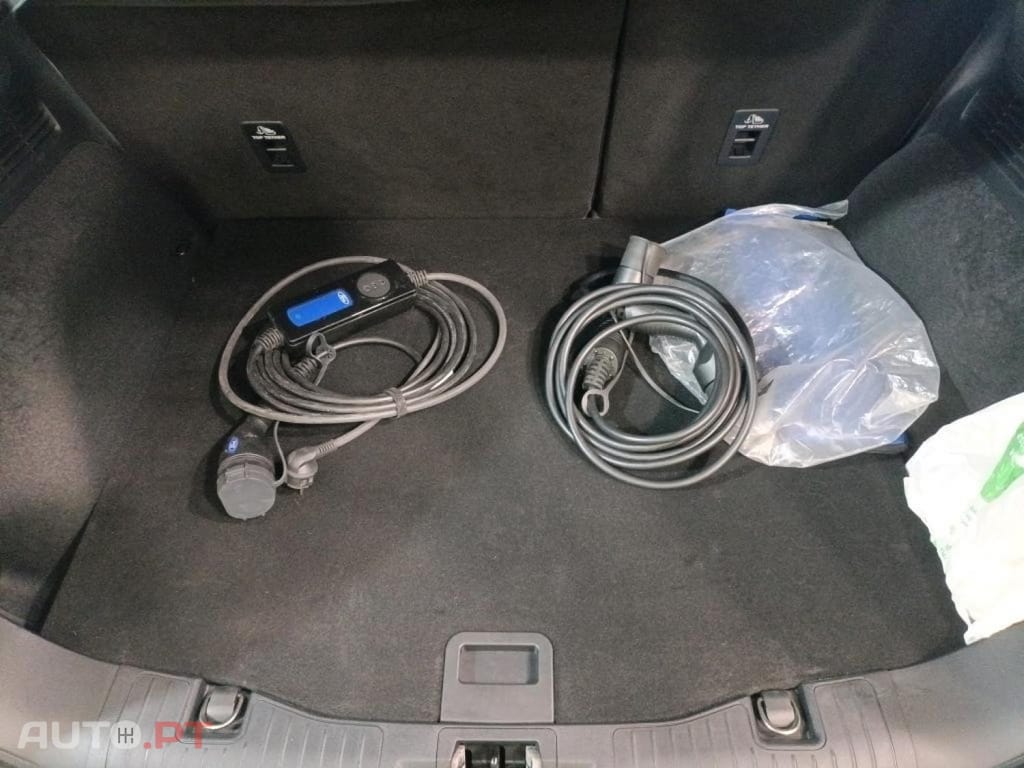 Ford Kuga 2.5 PHEV Titanium