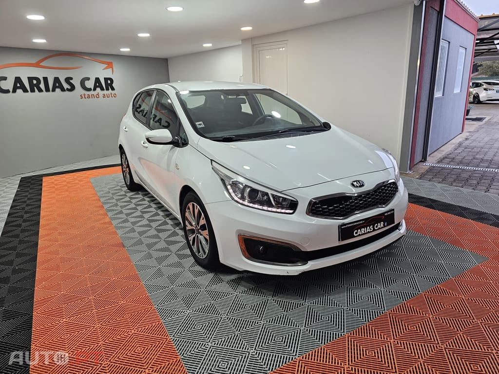 Kia Ceed 1.4 CRDi EX