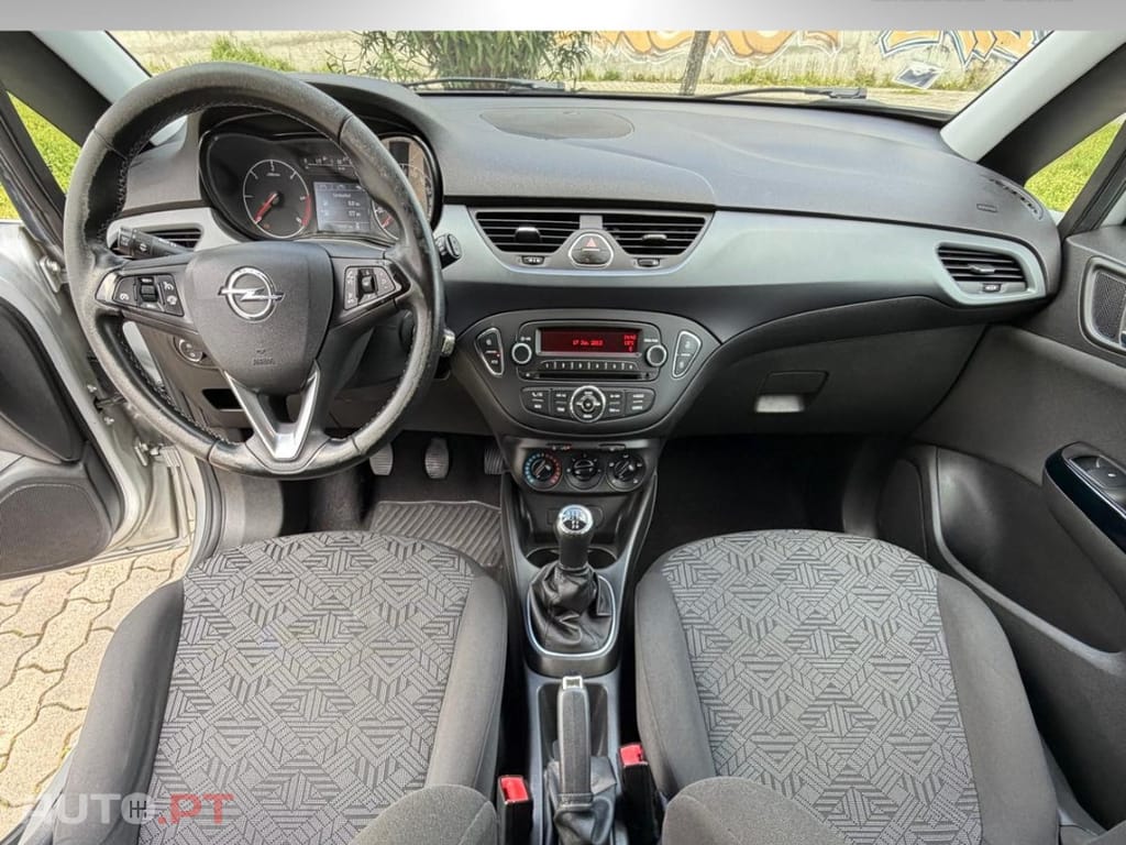 Opel Corsa 1.3 CDTi Ecotec d — fotografia 15