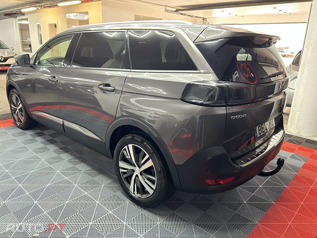 Peugeot 5008 1.5 BlueHDi Allure Pack