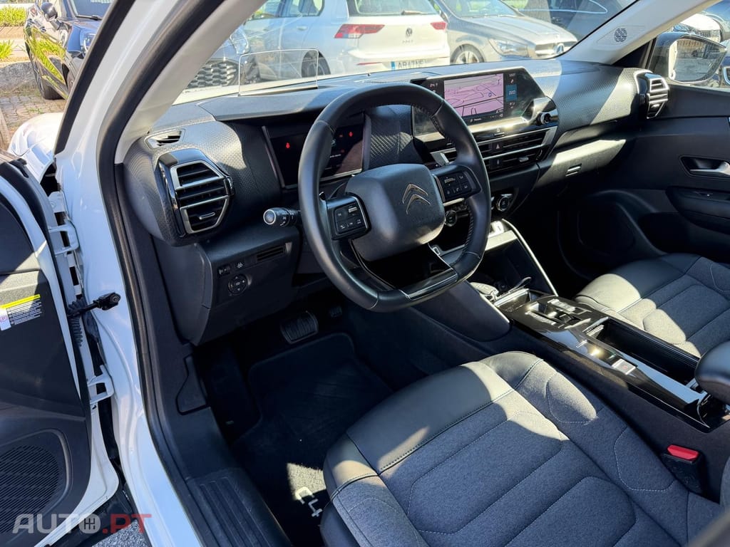 Citroen C4 1.5 BlueHDi Shine EAT8