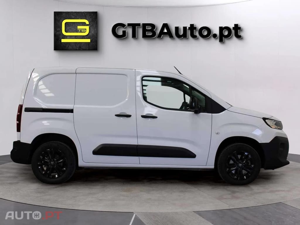 Citroen Berlingo I.V.A DEDUTÍVEL 1.5 BlueHDi 130 S&S M EAT8