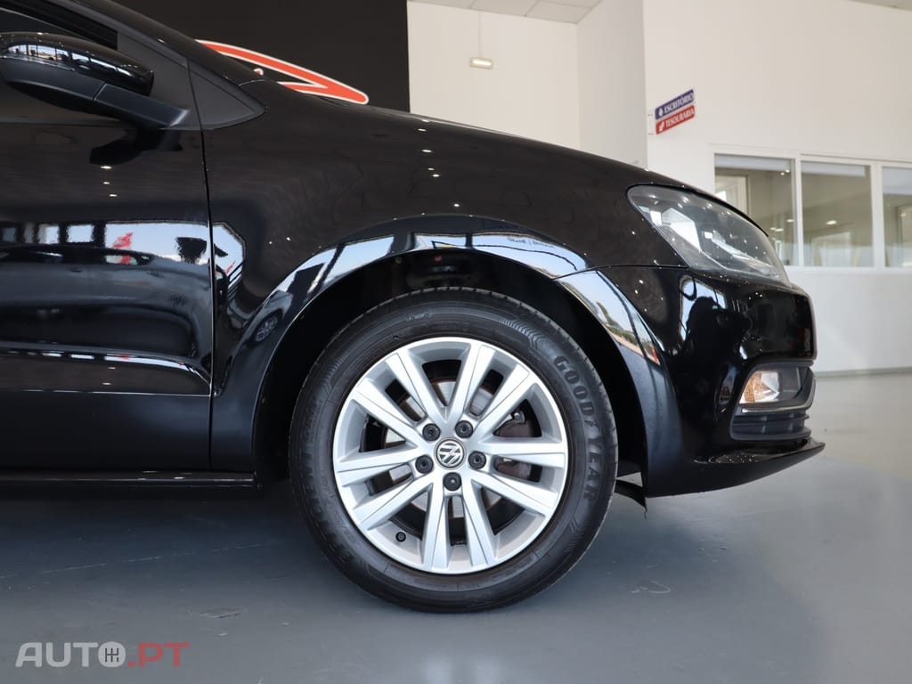 Volkswagen Polo 1.0 Confortline