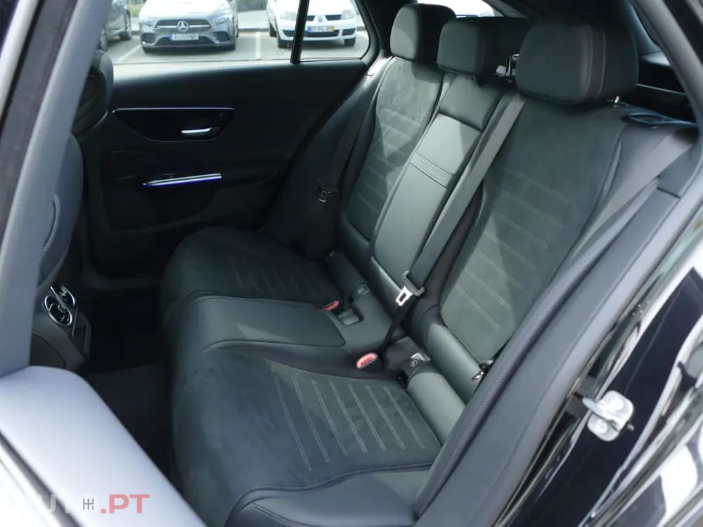 Mercedes-Benz C 300 e AMG Line