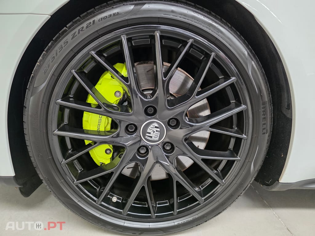 Porsche Panamera 4 e-hybrid