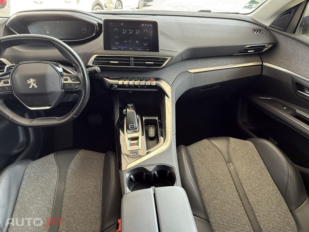 Peugeot 3008 1.2 PureTech Allure EAT8