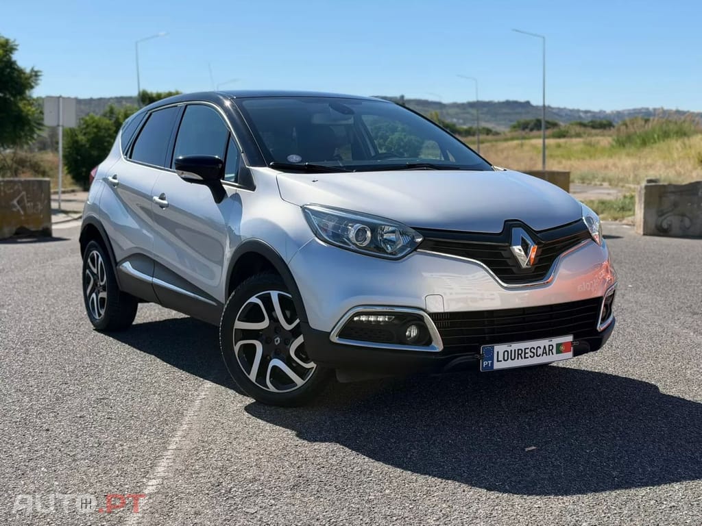 Renault Captur TCe 120 EDC Dynamique — fotografia 24