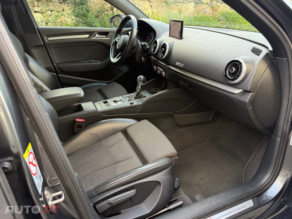 Audi A3 1.6 TDI S-line S tronic
