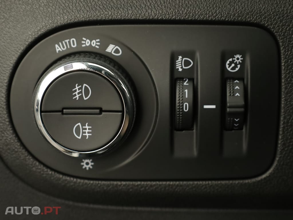 Opel Crossland Crossland X 1.2 T 120 Anos