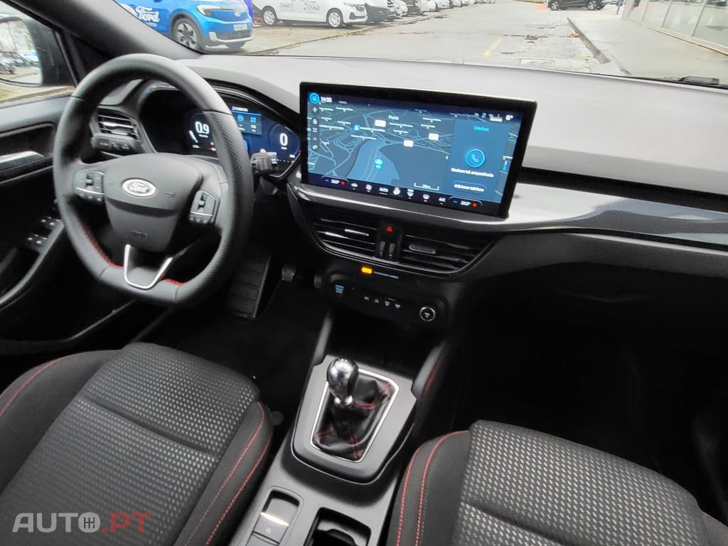 Ford Focus 1.0 EcoBoost MHEV ST-Line X