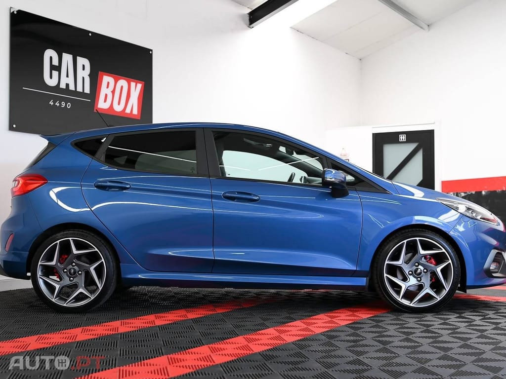 Ford Fiesta 1.5 EcoBoost S&S ST X