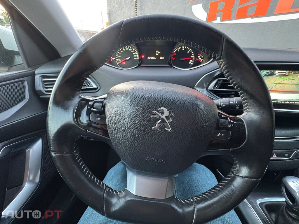 Peugeot 308 1.6 e-HDi Active
