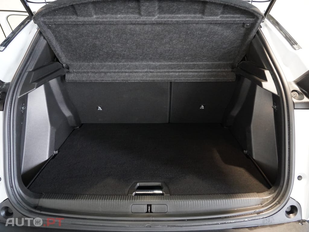 Peugeot 2008 1.2 PureTech Allure