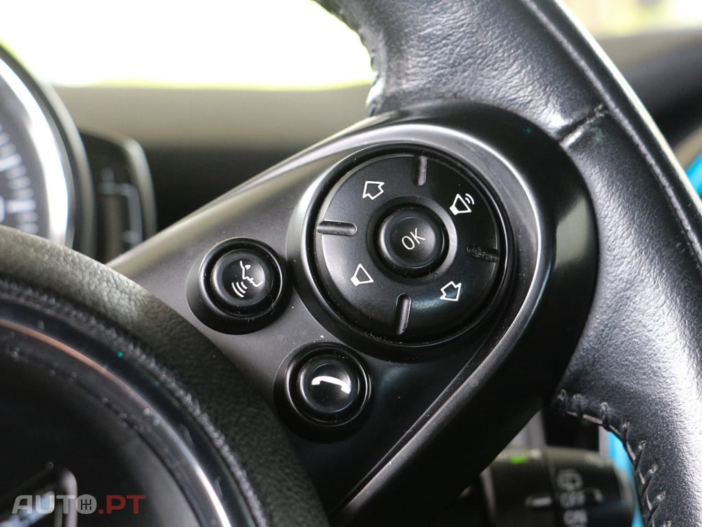 MINI Cooper Cooper S