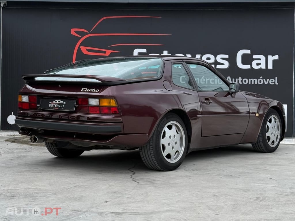 Porsche 944 Turbo