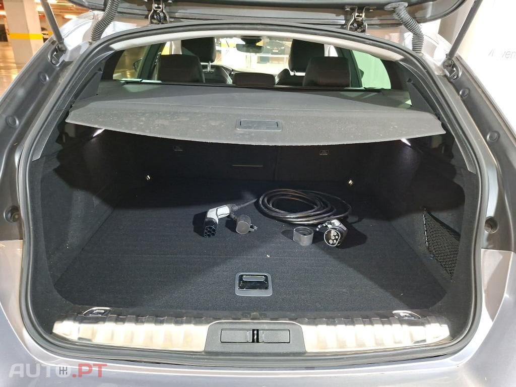 Peugeot 508 SW 1.6 Hybrid Allure Pack e-EAT8