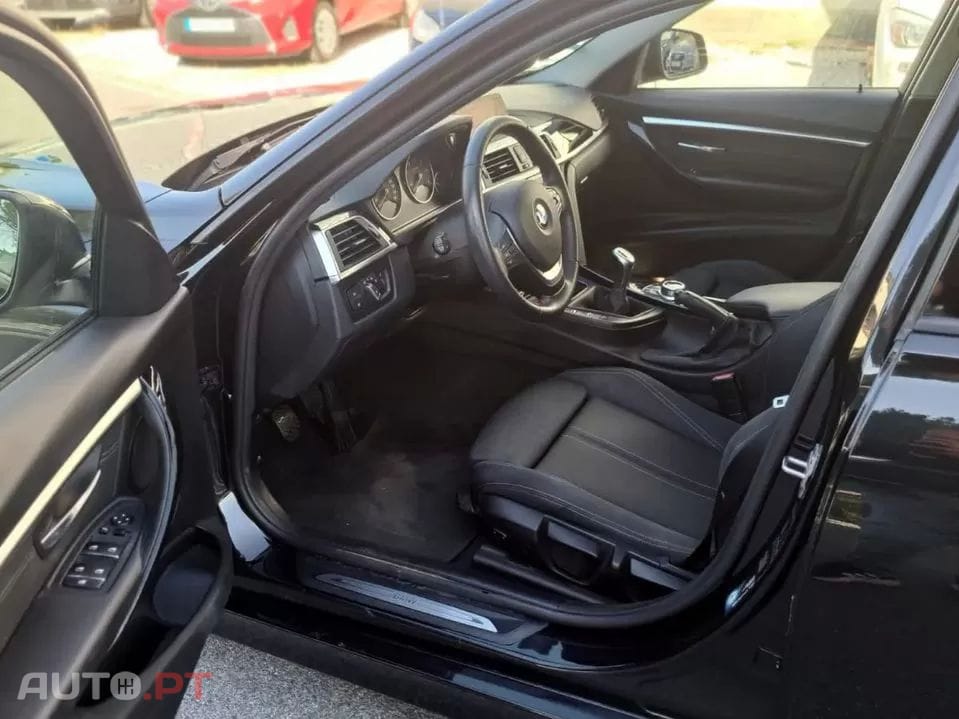BMW 320 d Touring Line Sport