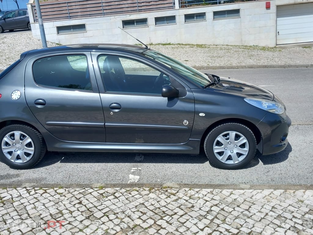 Peugeot 206 + 1.4 HDI Basis