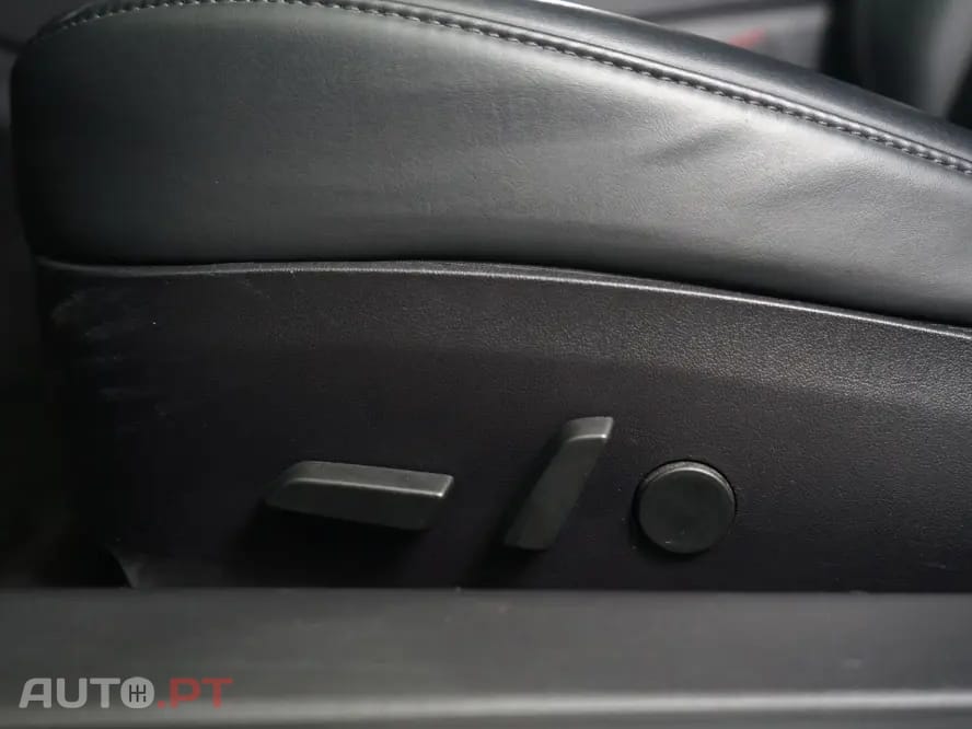 Tesla Model 3 Standard Range Plus RWD