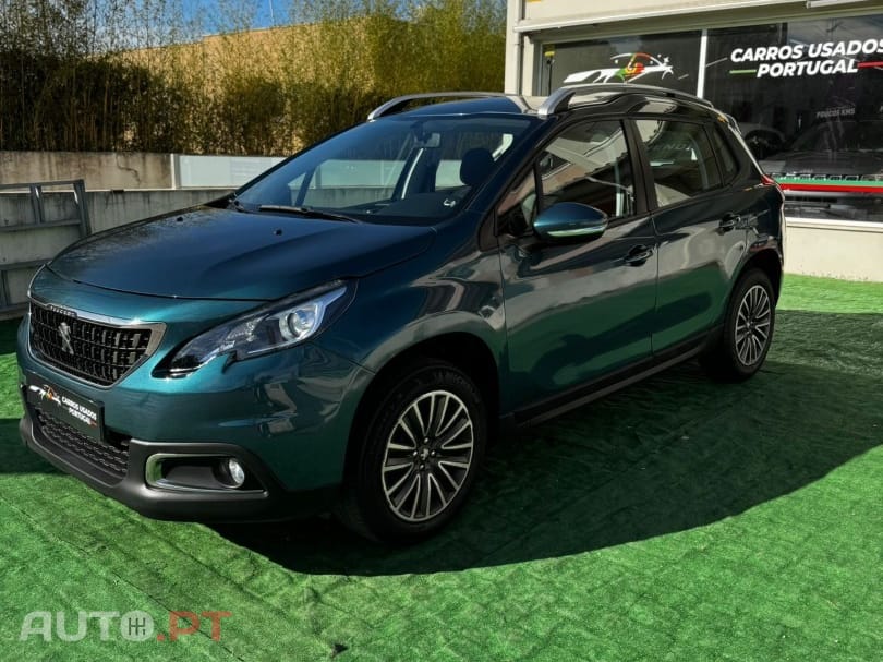 Peugeot 2008 1.2 PureTech Style