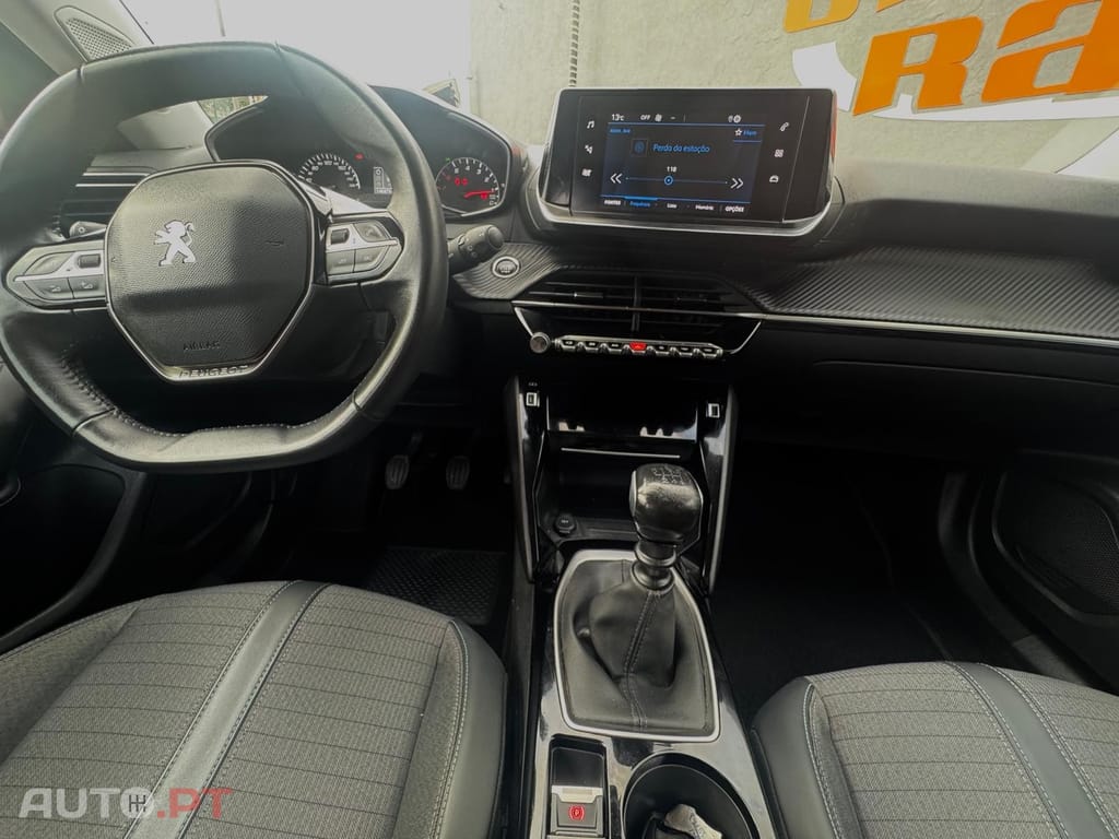 Peugeot 2008 PureTech 100 Allure