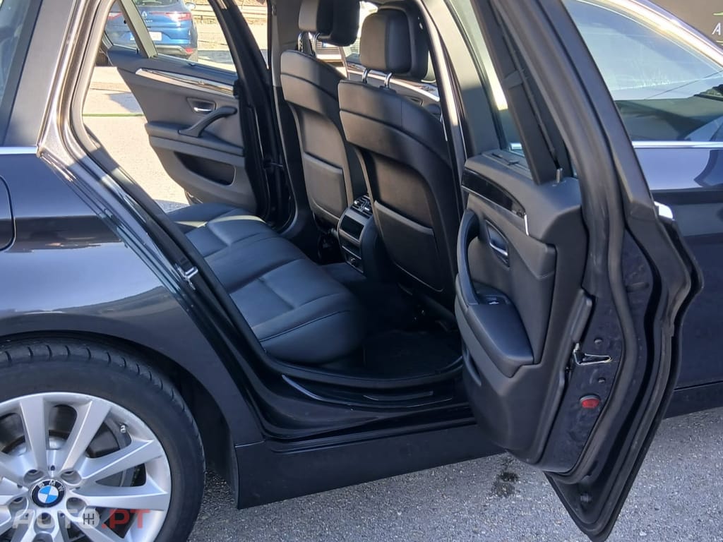 BMW 520 BMW 5 TOURING 520D